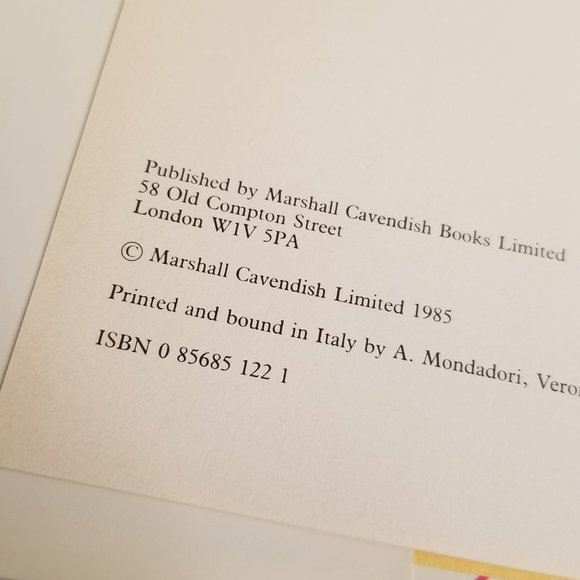 Vintage 1985 "Supercookery! Over 600 Delicious Dishes" Mashall Cavendish Recipes - Picture 2 of 12